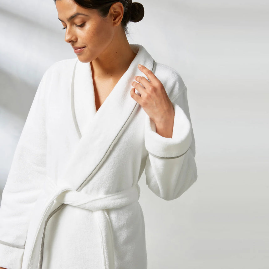 Kassatex Turkish Cotton Piped Robe | Zero-Twist Cotton | Cuffed Sleeves & Contrast Piping